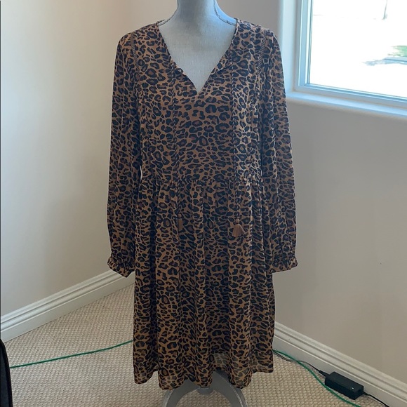 Time and Tru Dresses & Skirts - Time and Tru Leopard Dress - L 12/14